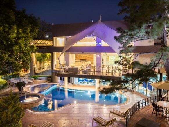 Krystal Satelite Maria Barbara