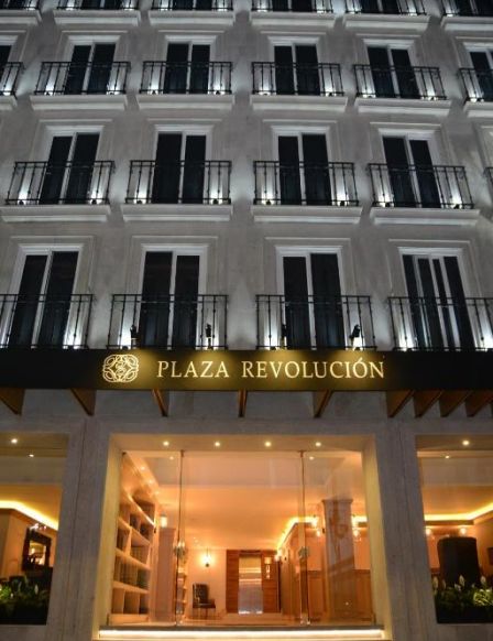 Hotel Plaza Revolución