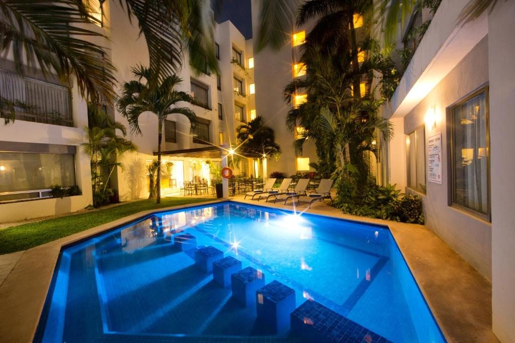 Ambiance Suites, Канкун