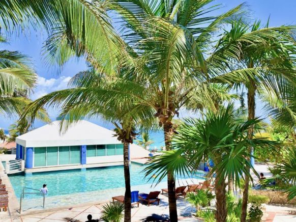 Condo Seaside Beach Resort, Канкун