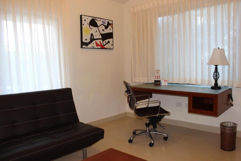 Grand City Hotel Cancun, Канкун