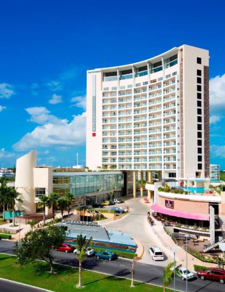 Krystal Urban Cancun Centro