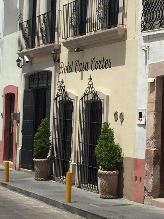 Отель Hotel Casa Cortes, Сакатекас