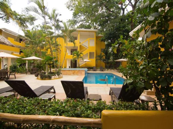 Hotel Chablis Palenque, Паленке