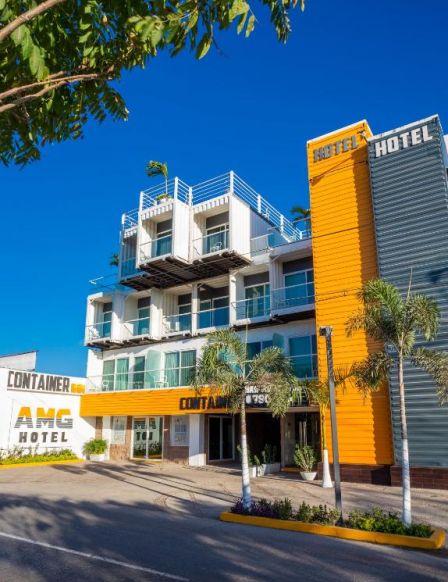 Container Inn, Пуэрто-Вальярта