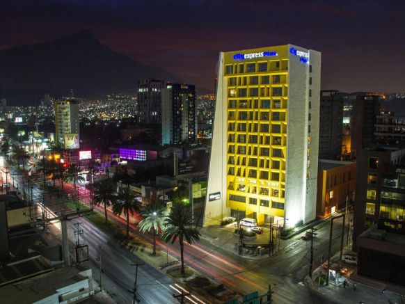 City Express Plus Monterrey San Jeronimo
