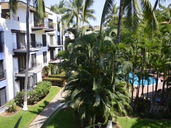 Puerto de Luna Pet Friendly and Family Suites, Пуэрто-Вальярта