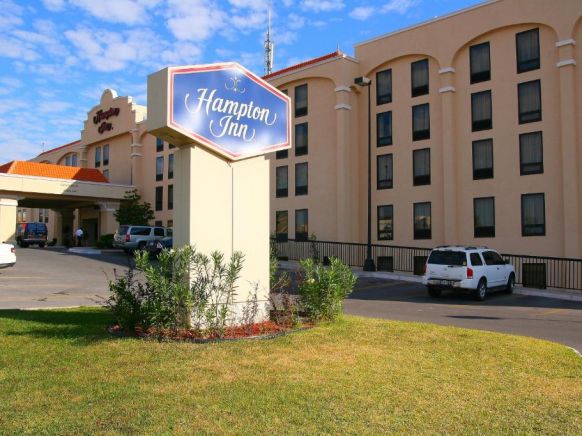 Hampton Inn by Hilton Chihuahua City, Чиуауа