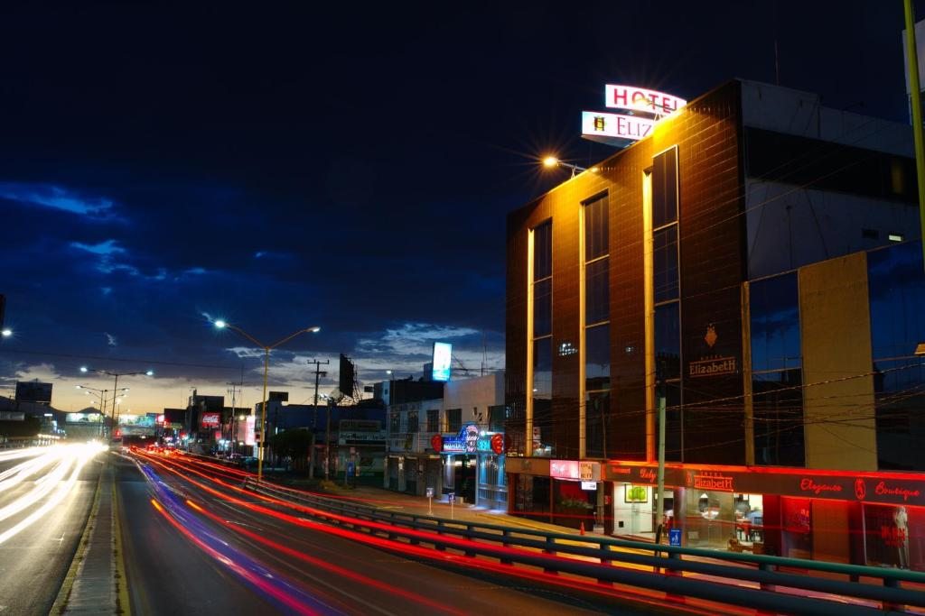 Hotel Elizabeth Central, Агуаскальентес