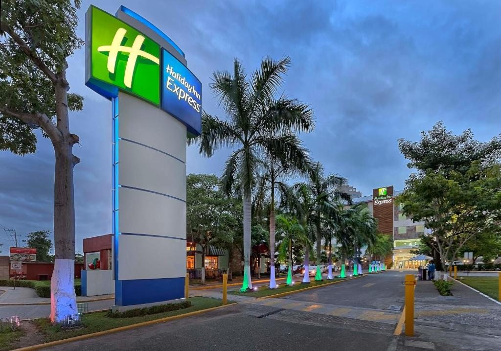 Holiday Inn Express Villahermosa, Вильяэрмоса