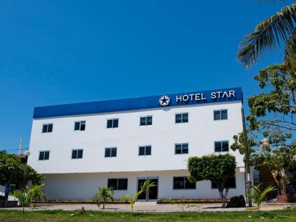 Отель Hotel Star, Мансанильо