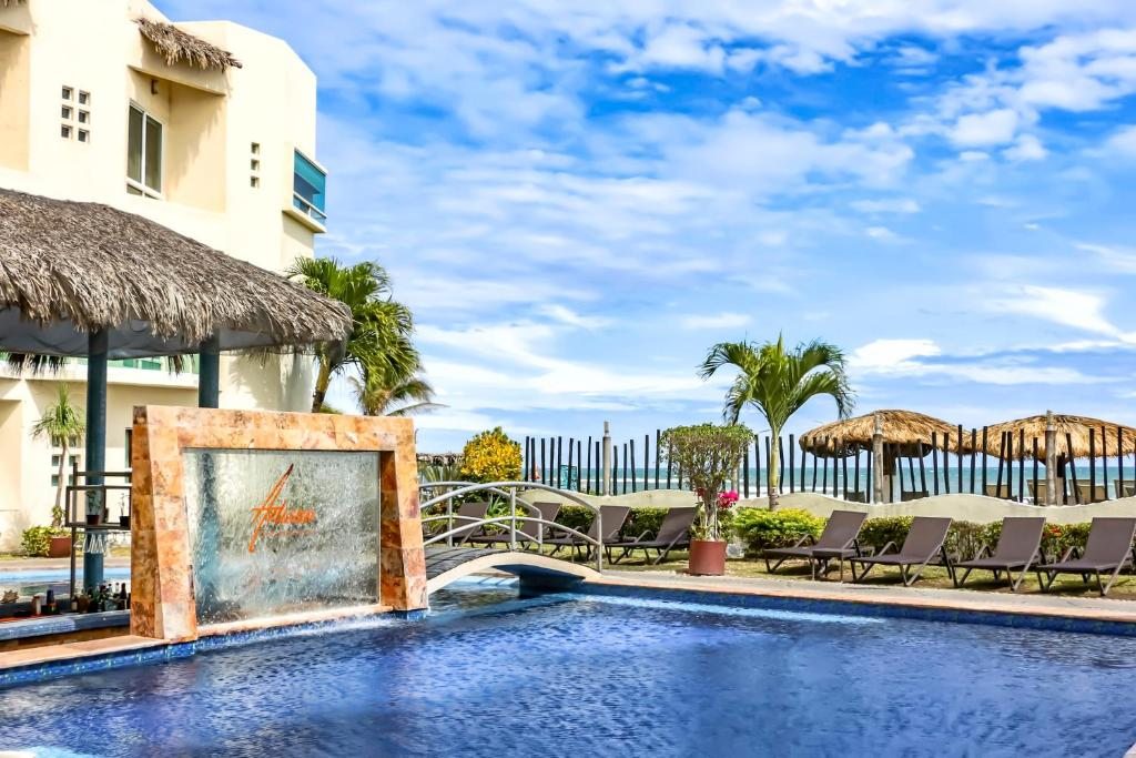 Artisan Family Hotels and Resort Collection Playa Esmeralda, Чачалакас