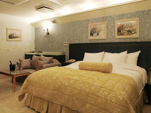 Meguro Emperor (Adult Only)