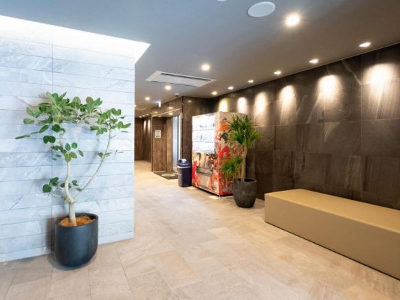 Sonezaki Luxe Hotel