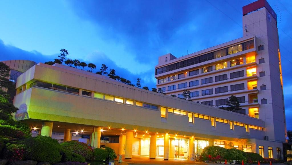 Hotel Hana Isawa, Кофу