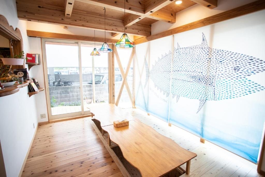 Katsuo Guest House, Коти