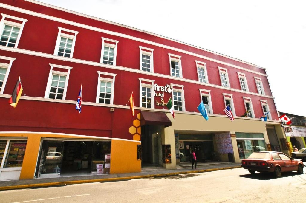Отель First Inn Hotel & Business, Теккоко-де-Мора