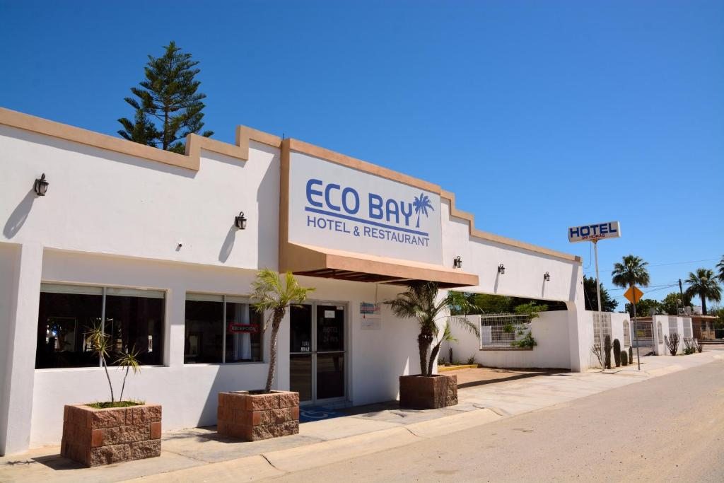 Eco Bay Hotel, Баия-Кино