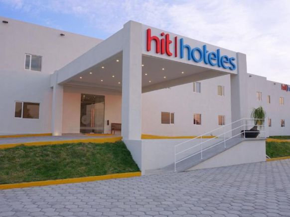 Отель Hit Hoteles Aeropuerto Puebla, Уэхоцинго
