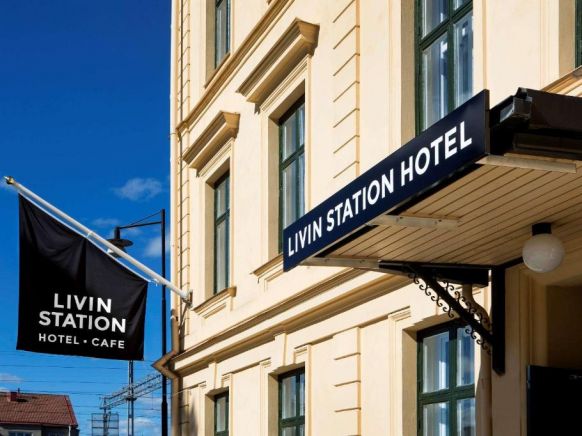 Livin Station; Sure Hotel Collection by Best Western, Эребру