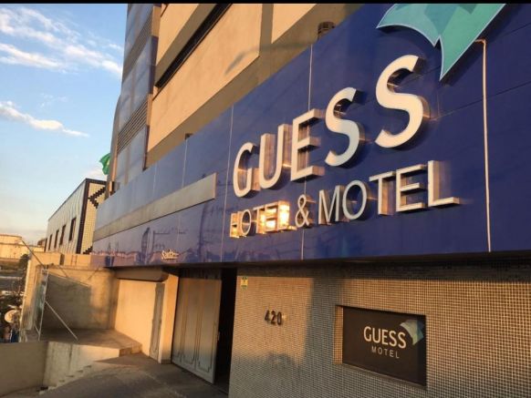 Отель Guess Hotel & Motel, Гуарульюс