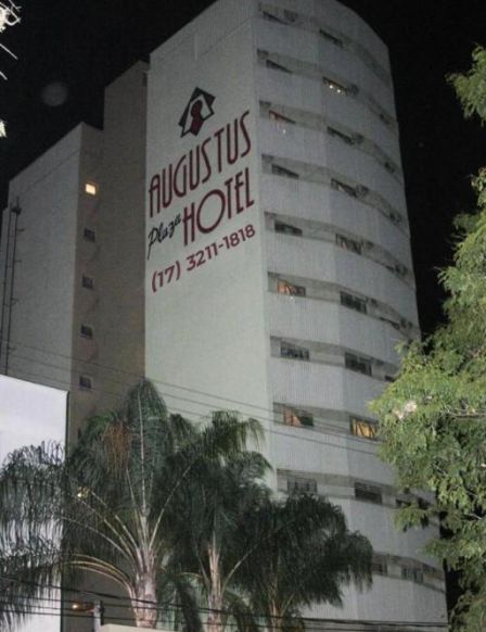 Отель Augustus Plaza Hotel, Сан-Жозе-ду-Риу-Прету