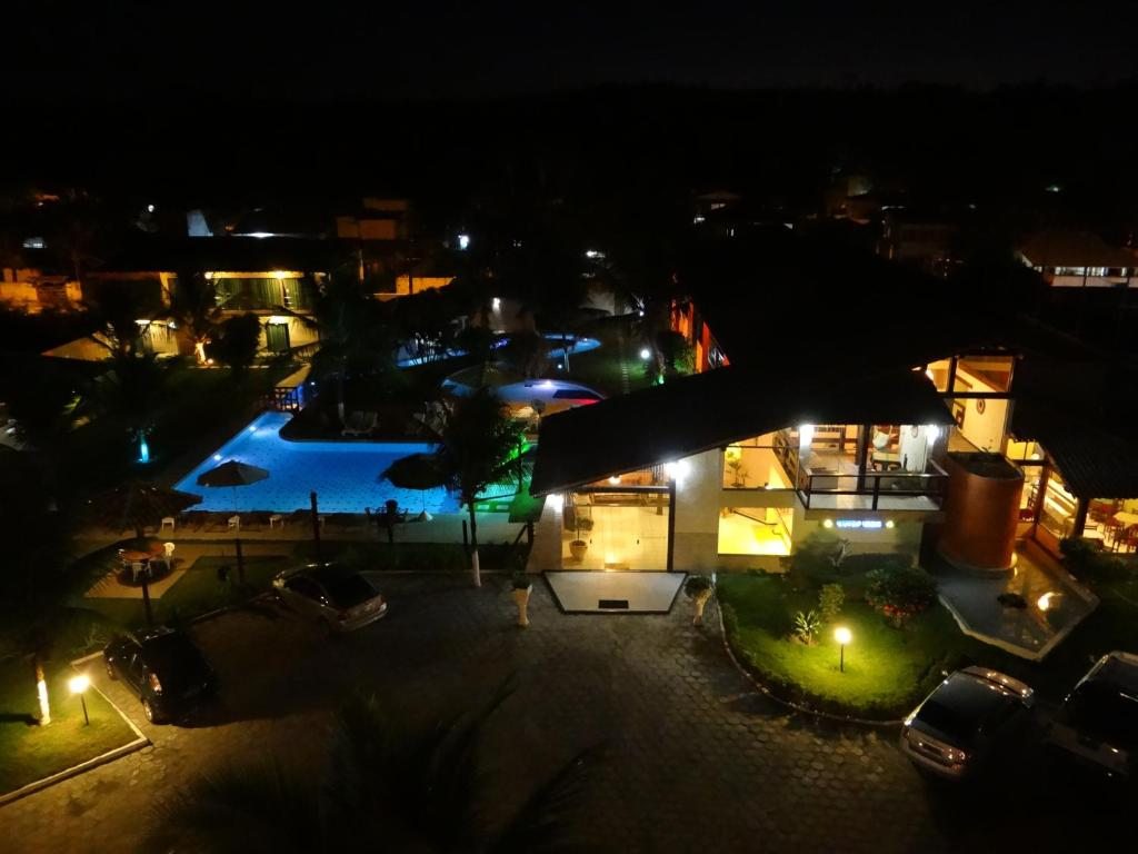 Отель Porto Bali Hotel, Санта-Крус-Кабралия