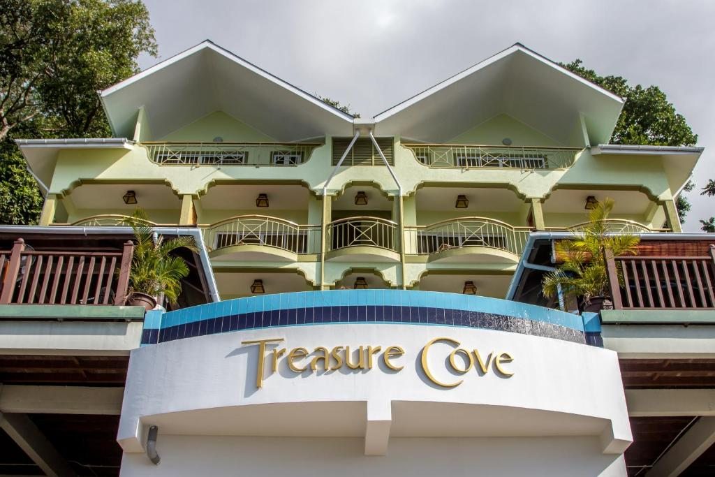 Treasure Cove Hotel, Бель-Омбр (Индийский океан)