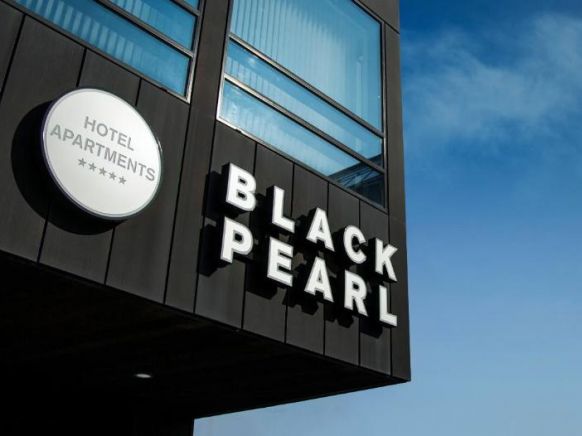 Black Pearl Apartment Hotel, Рейкьявик