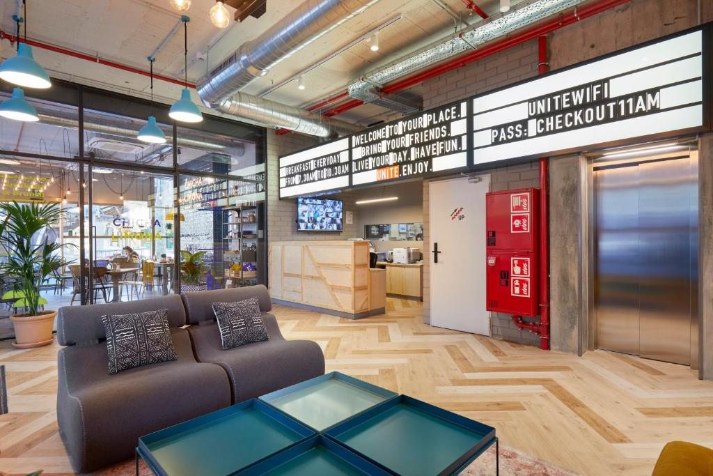 Unite Hostel Barcelona, Барселона