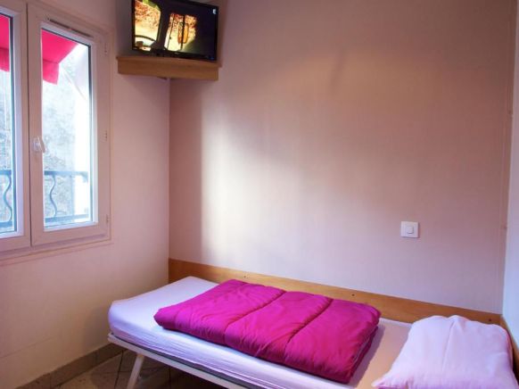 Bastille Hostel, Париж