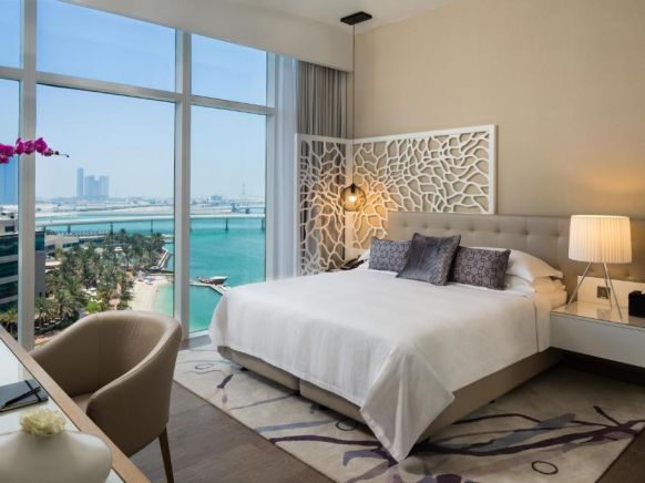 Апарт-отель Beach Rotana Residences