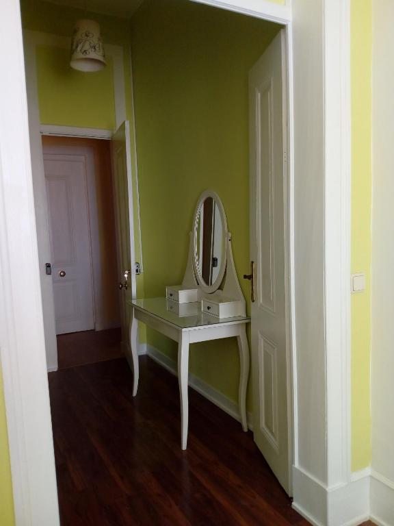 Cenário Catita Hostel, Лиссабон