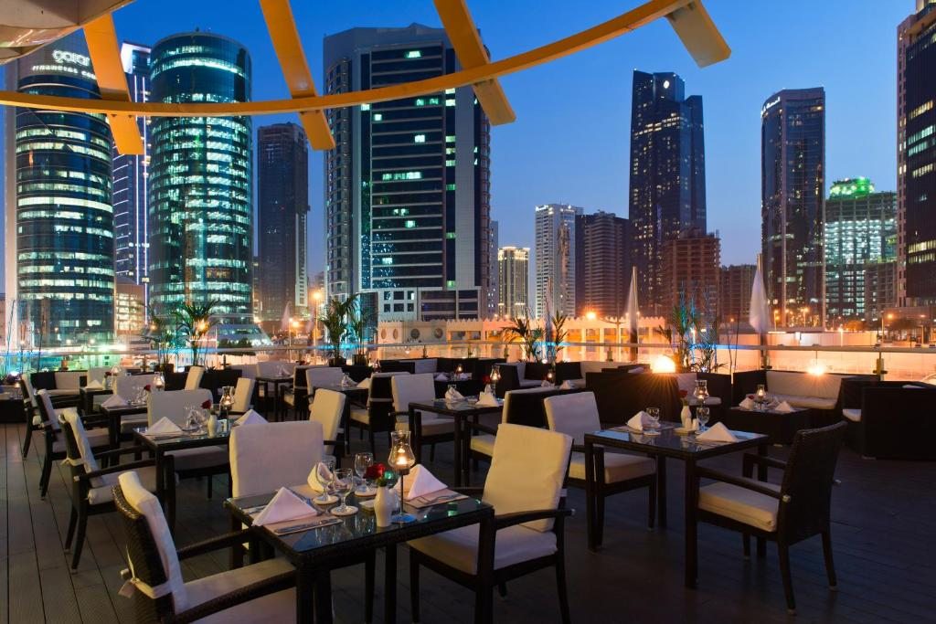 Magnum Hotel & Suites West Bay, Доха