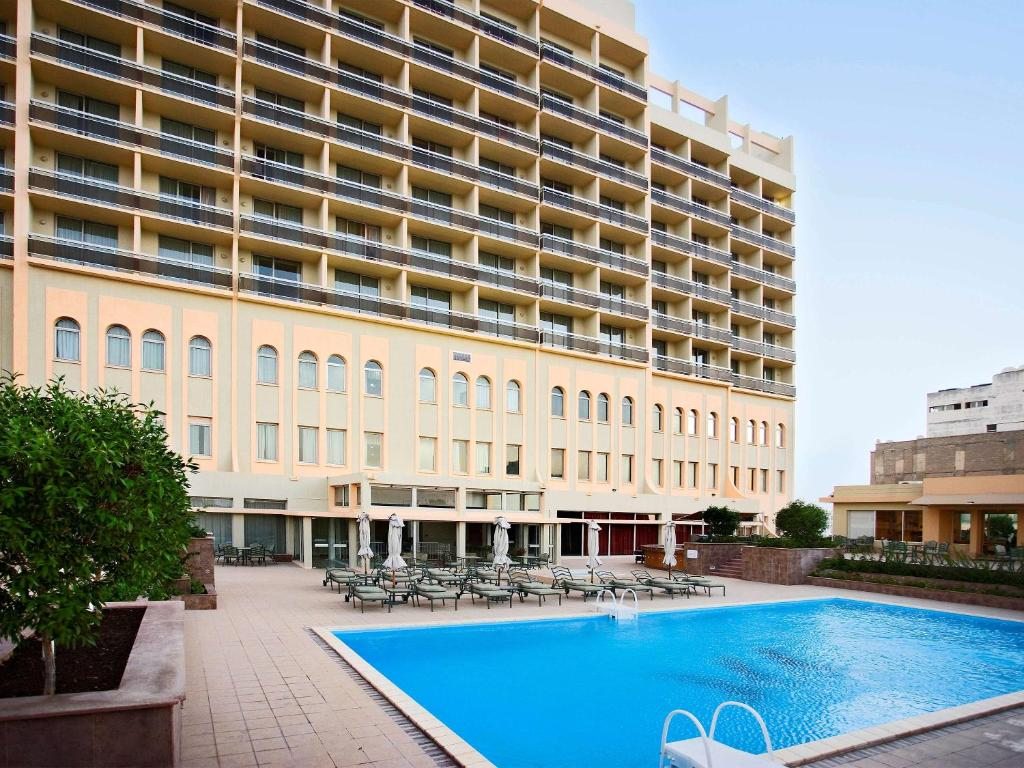 Mercure Grand Hotel, Доха