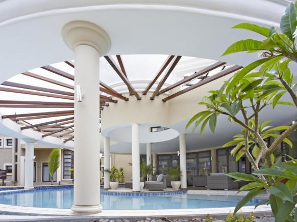 Villasun Luxury Apartments & Villas, Флик-эн-Флак