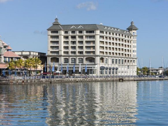 Labourdonnais Waterfront Hotel, Порт-Луи
