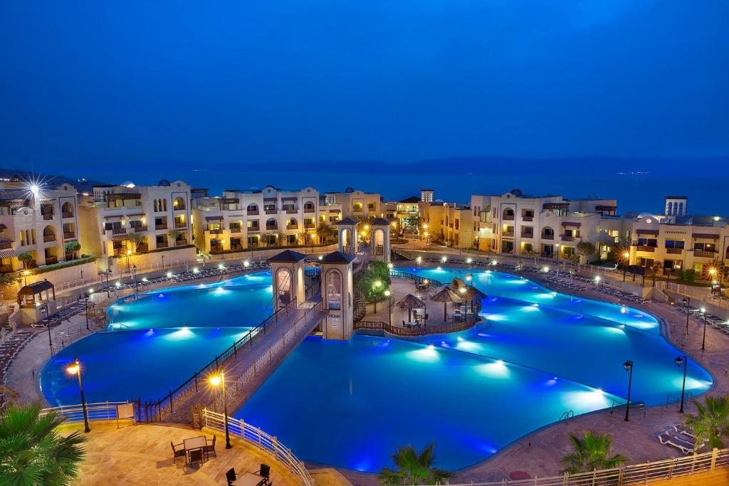 Crowne Plaza Jordan Dead Sea Resort & Spa, Совайма