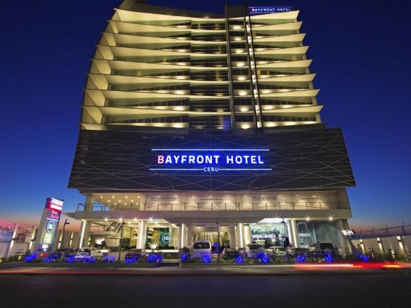 Bayfront Hotel Cebu, Себу