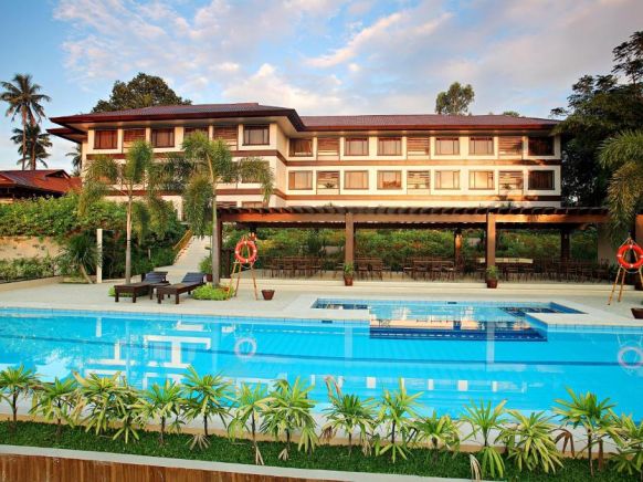 Hotel Tropika, Давао