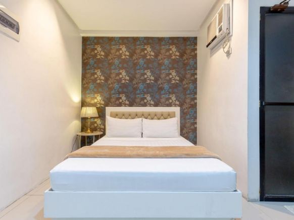 Baymont Suites & Residences