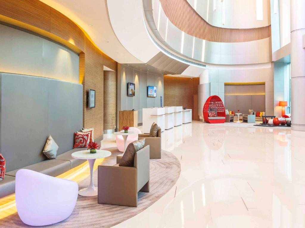Novotel Manila Araneta City Hotel, Манила