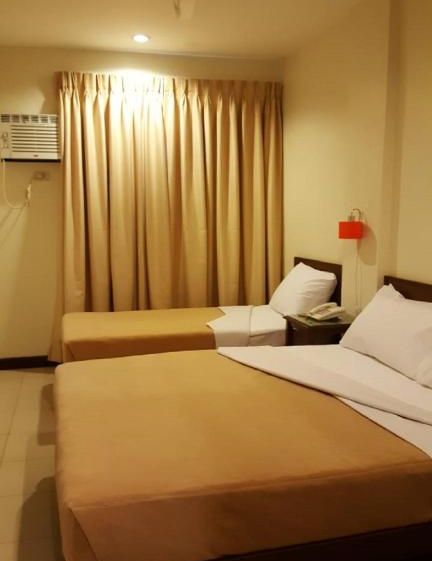 OYO 168 Governor Forbes Inn