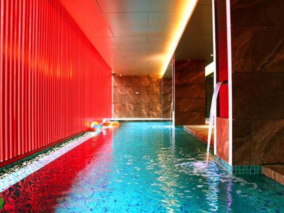 Red Hotel Cubao, Quezon City