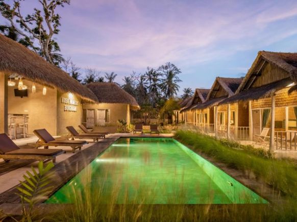 Nusa Majesty Bungalow, Нуса Пенида