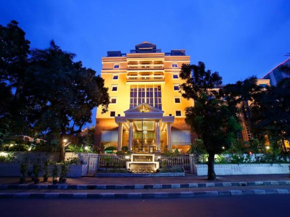 Ambhara Hotel, Джакарта