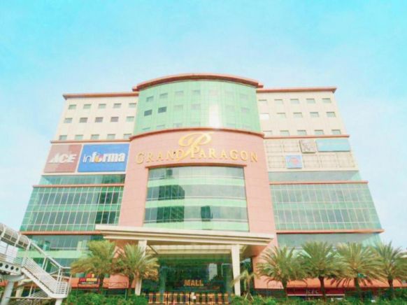 Grand Paragon Hotel