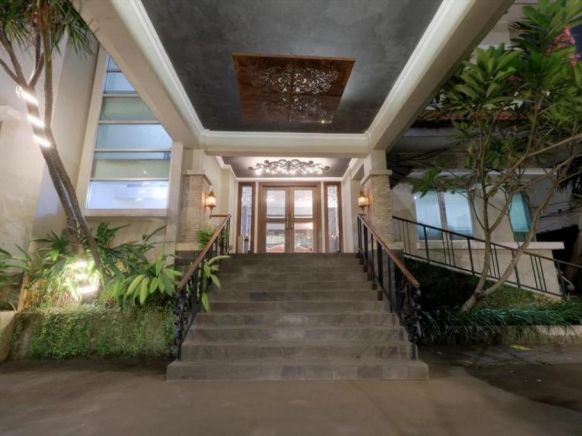Mutiara Suites
