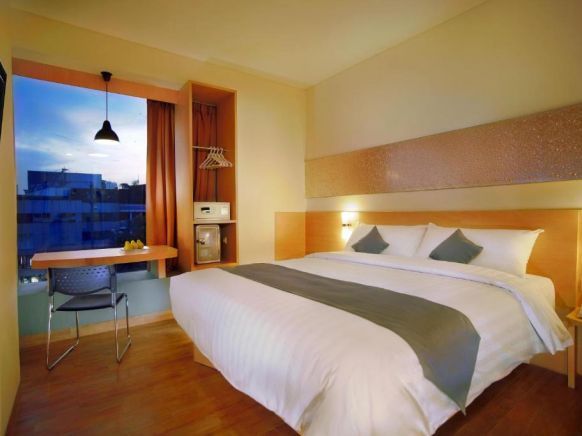 Neo Hotel Melawai by ASTON