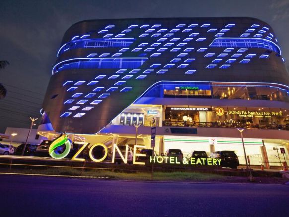Ozone Hotel Pantai Indah Kapuk, Джакарта